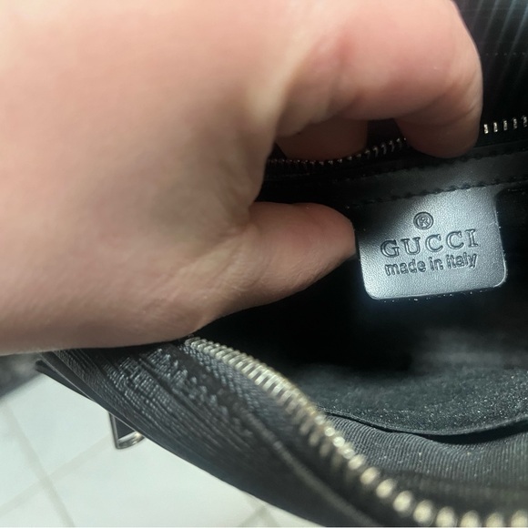 Authentic Gucci waist bag. - Picture 7 of 7